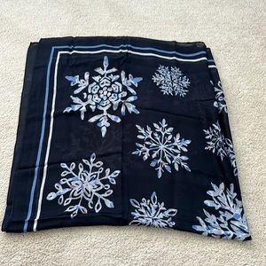 JJill snowflake scarf